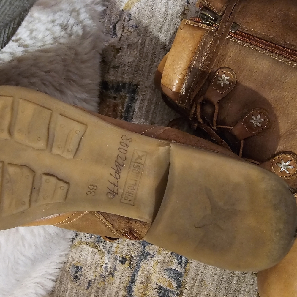 Pikolinos Women's Lyon W6N-8517 Ankle Boot Brandy sz 39 or 8.5 - Picture 3 of 11